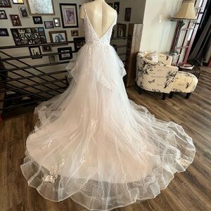 Elegant White Tulle Wedding Gown